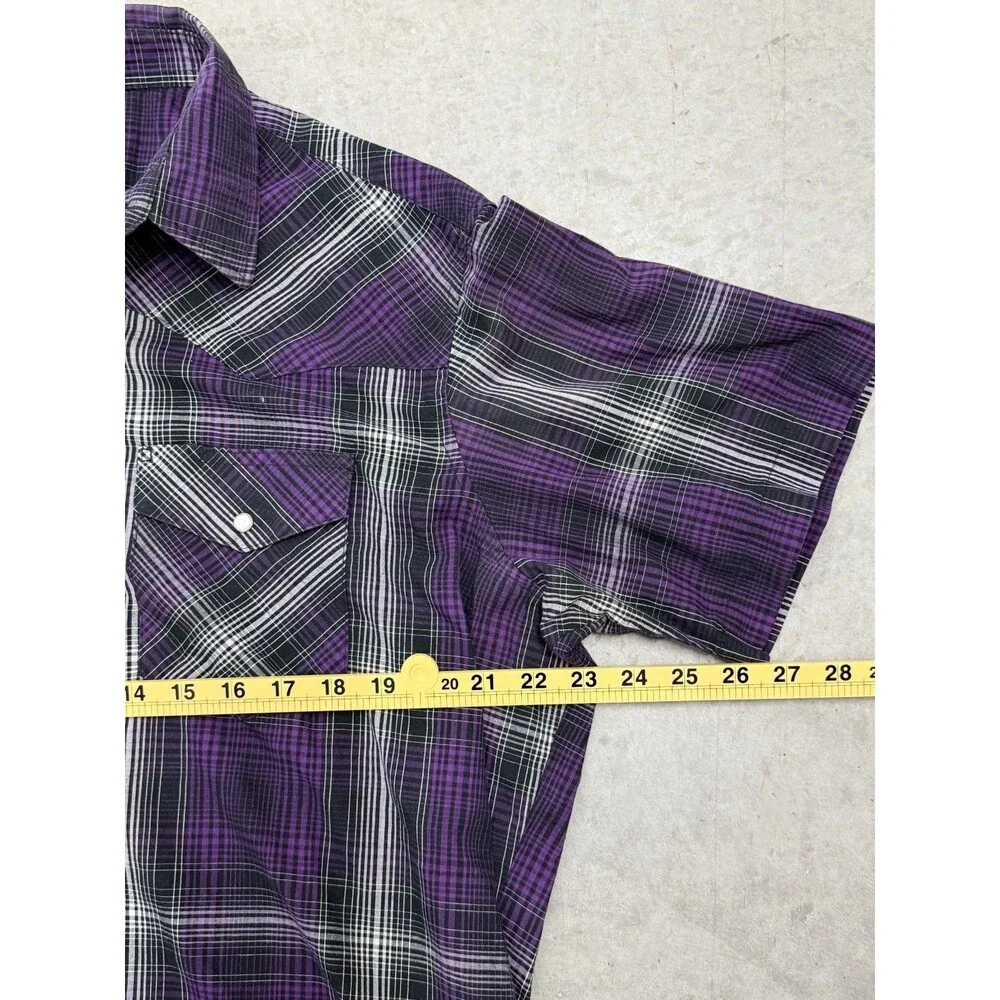 Wrangler Western Wear flannel button up T Shirt Size XL
